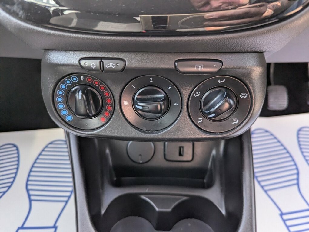 Vauxhall Corsa 1.4L Energy VE18UZF Blue #6