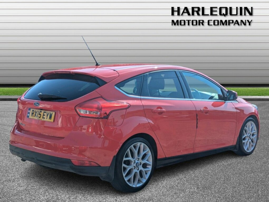 Ford Focus 1.5L Titanium X RX15EYW Red #2