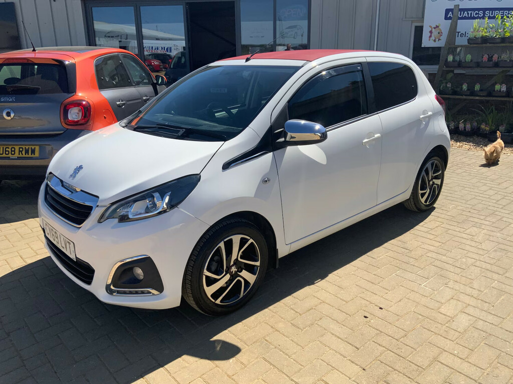 Peugeot 108 1.0 72 Collection Hatchback CY69LVT White #2