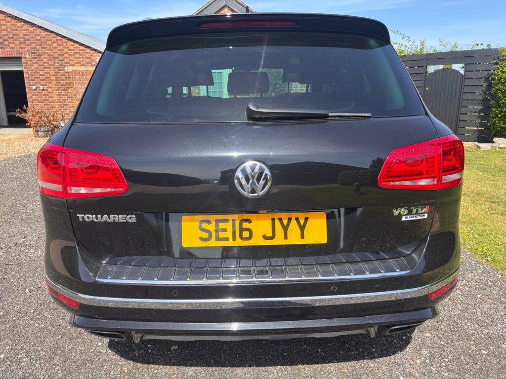 Volkswagen Touareg 3.0 Tdi V6 Bluemotion Tech R-line Suv T SE16JYY Black #6