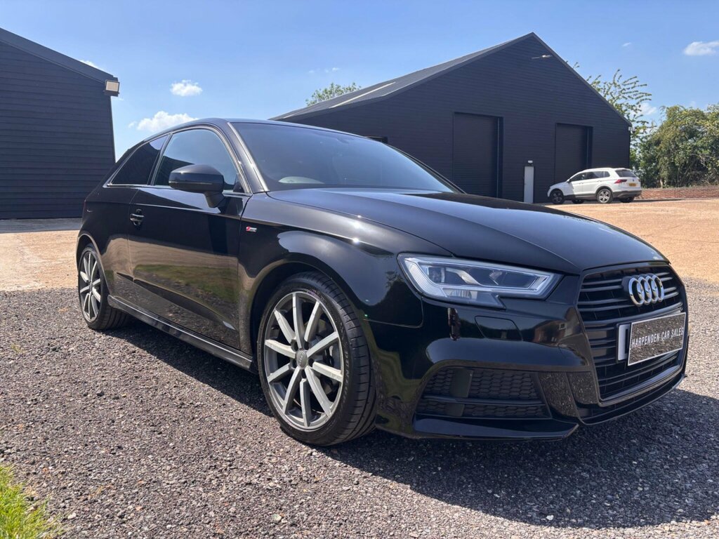 Audi A3 1.5 Tfsi Cod Black Edition Hatchback S Black