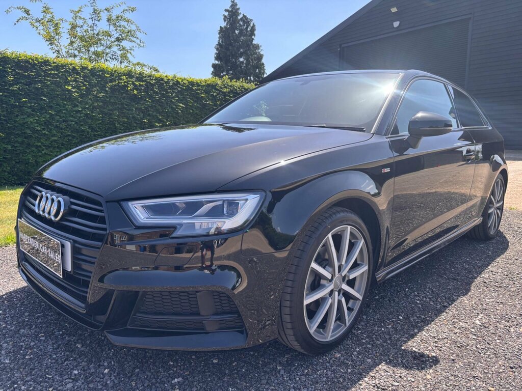 Audi A3 1.5 Tfsi Cod Black Edition Hatchback S Black #6