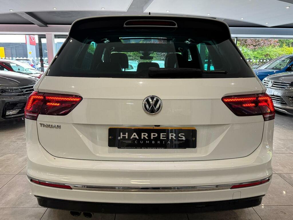 Volkswagen Tiguan 2.0 Tdi R-line Tech Suv Dsg Euro 6 Ss YM69WHK White #3