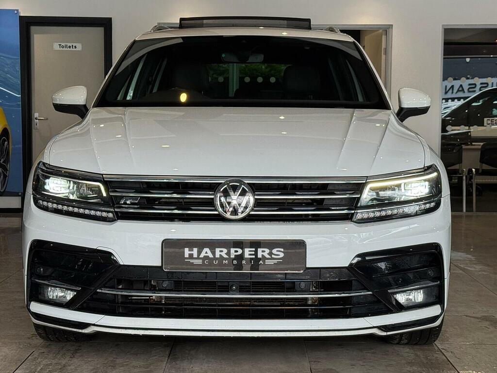 Volkswagen Tiguan 2.0 Tdi R-line Tech Suv Dsg Euro 6 Ss YM69WHK White #2