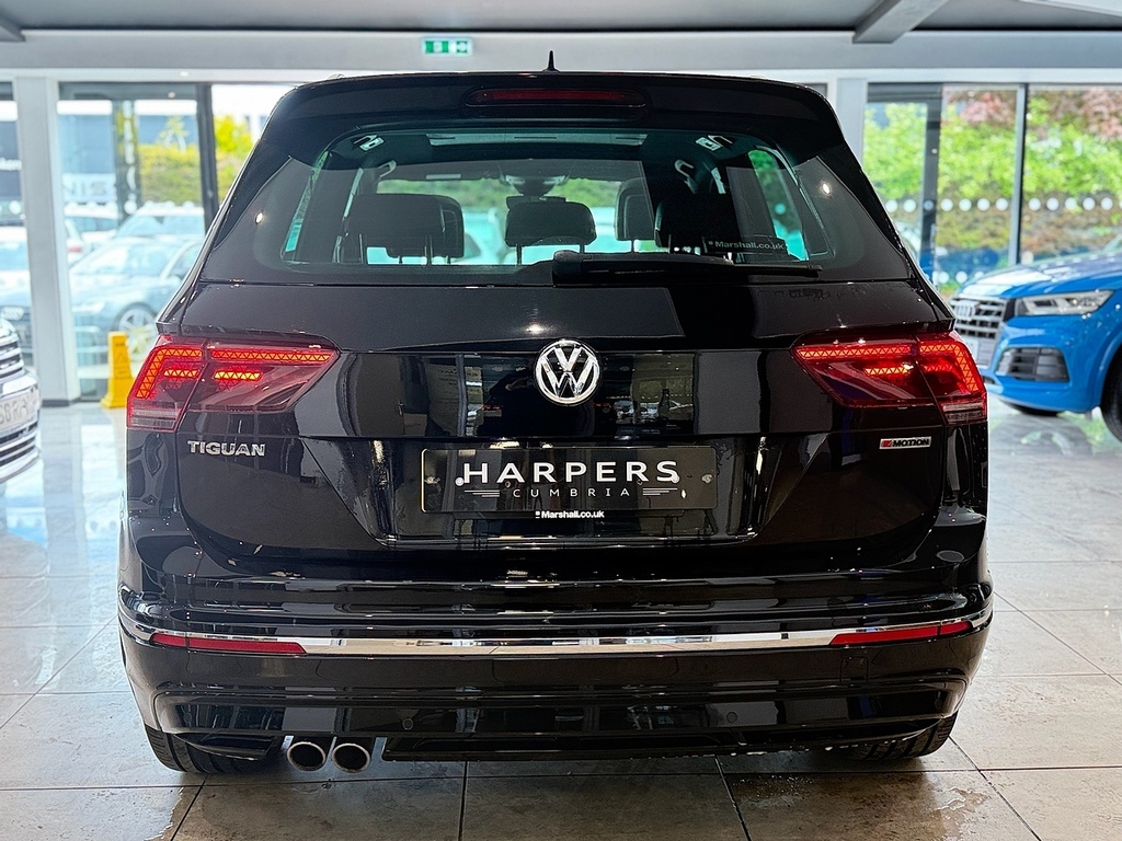 Volkswagen Tiguan 2.0 Tdi R-line Suv Dsg 4Motion Euro 6 YG68OMY Black #6