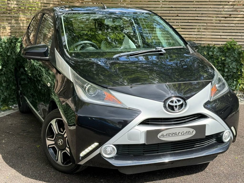 Toyota Aygo 1L X-clusiv GF65EVV Black #2