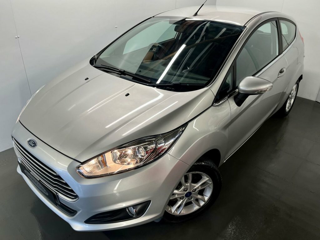 Ford Fiesta 1.3L Zetec Silver #2