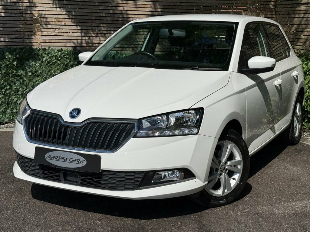 Skoda Fabia 1L Se GV19RFE White #4