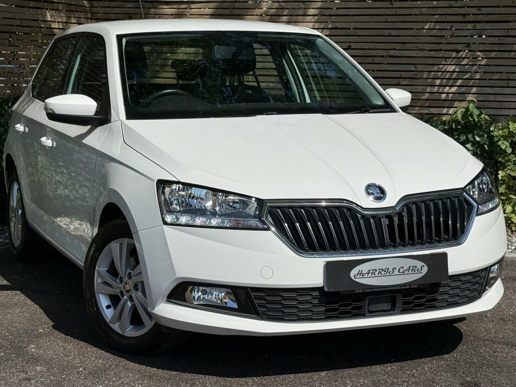 Skoda Fabia 1L Se GV19RFE White #2