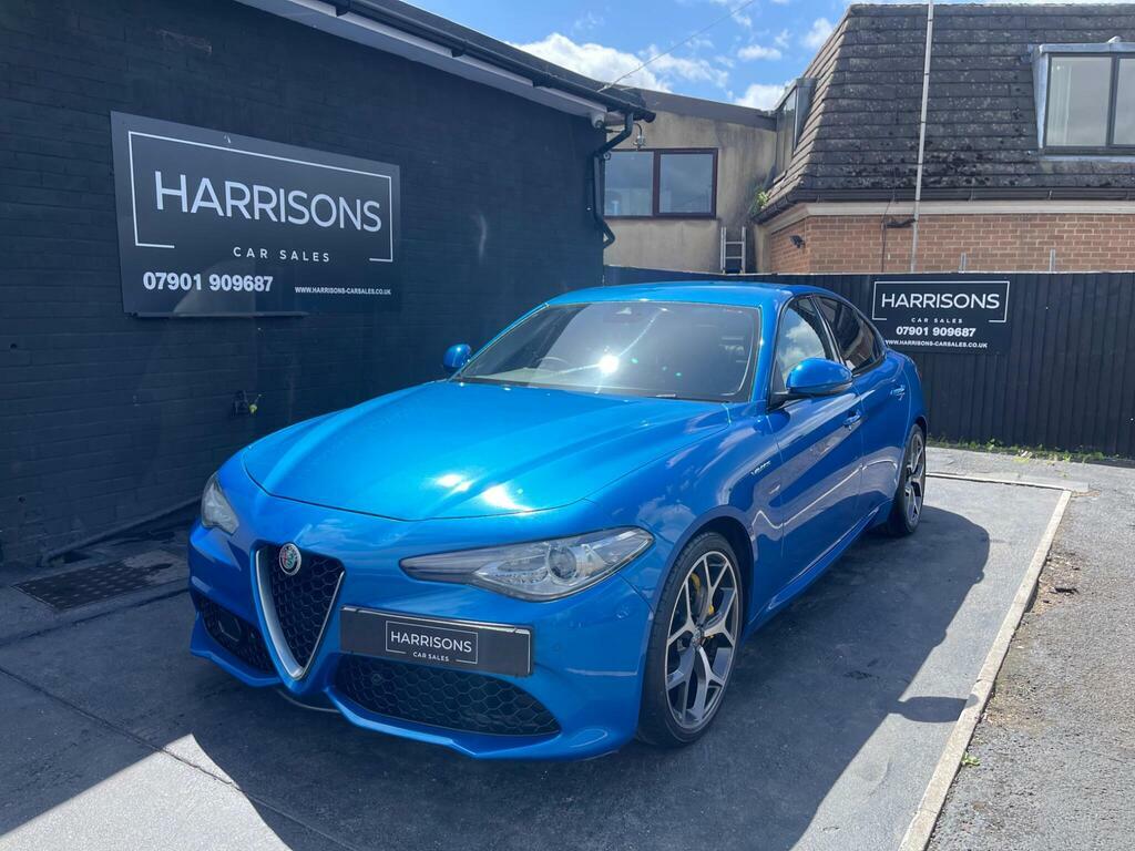 Alfa Romeo Giulia 2.0T Veloce Euro 6 S S Blue