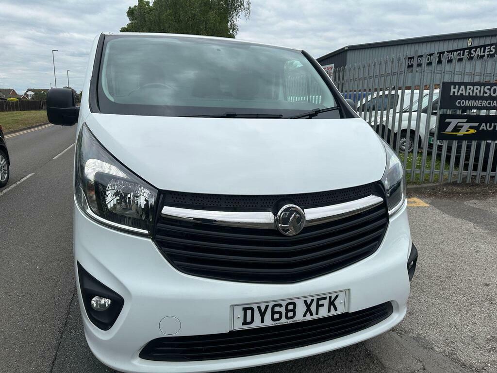 Vauxhall Vivaro 1.6 Cdti 2900 Sportive L2 H1 Euro 6 DY68XFK White #3