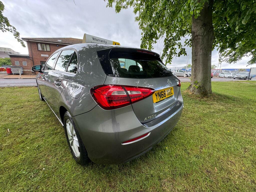 Mercedes-Benz A Class 1.5 A180d Se 7G-dct Euro 6 S S YN68XUC Grey #5