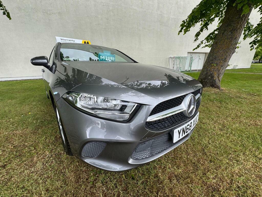 Mercedes-Benz A Class 1.5 A180d Se 7G-dct Euro 6 S S YN68XUC Grey #2
