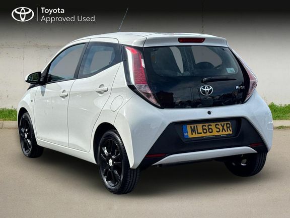 Toyota Aygo X X-play 5dr White #4