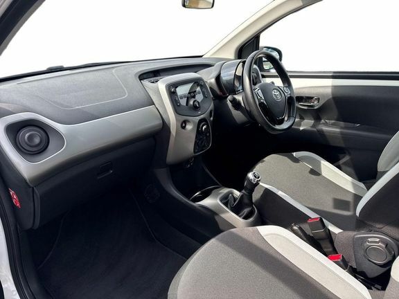 Toyota Aygo X X-play 5dr White #5