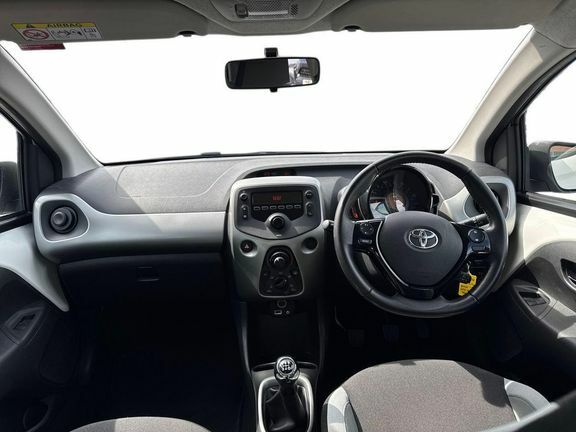 Toyota Aygo X X-play 5dr White #6