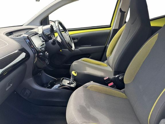 Toyota Aygo X X-cite 3 Mm Bi-tone Yellow #5