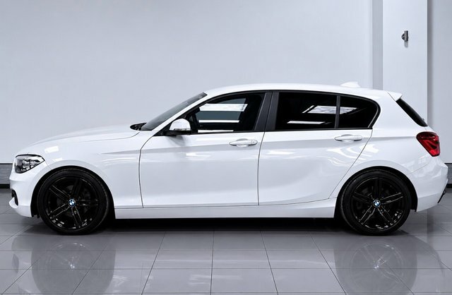 BMW 1 Series 1.5 118I Sport Hatchback Euro 6 MJ19JVN White #4