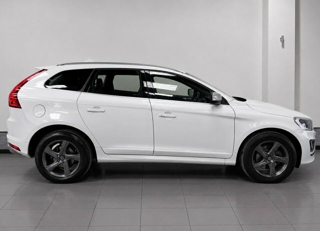 Volvo XC60 2.4 D4 R-design Lux Nav Suv Awd RE15BJX White #3