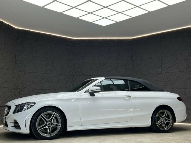 Mercedes-Benz C Class Convertible PE69OGB White #6