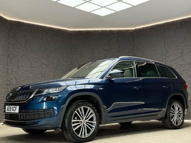 Skoda Kodiaq Suv AE19XCF Blue #5