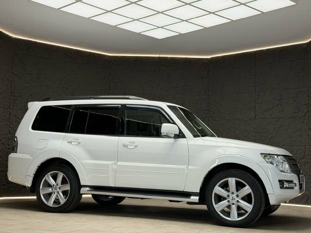 Mitsubishi Shogun Suv SD65DGO White #3