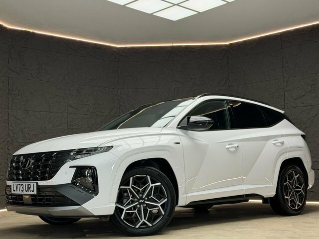 Hyundai Tucson Suv LV73URJ White #2