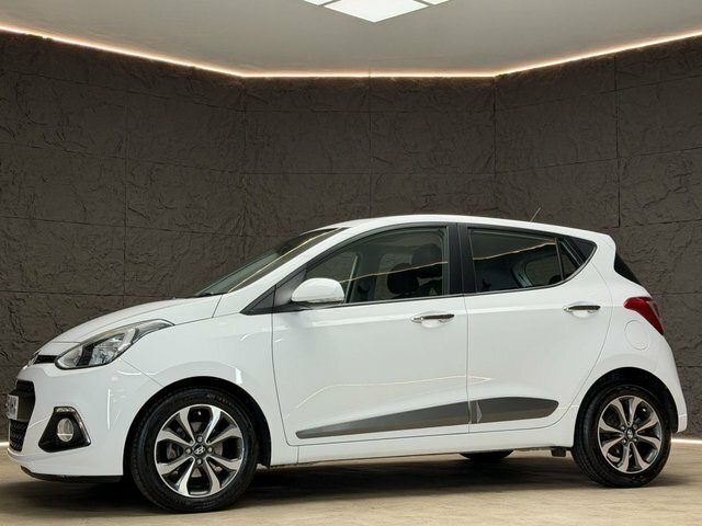 Hyundai I10 Hatchback FL65NHX White #4