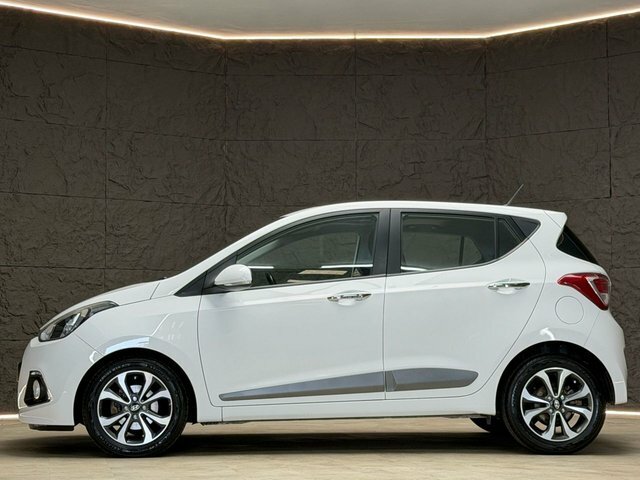 Hyundai I10 Hatchback FL65NHX White #5