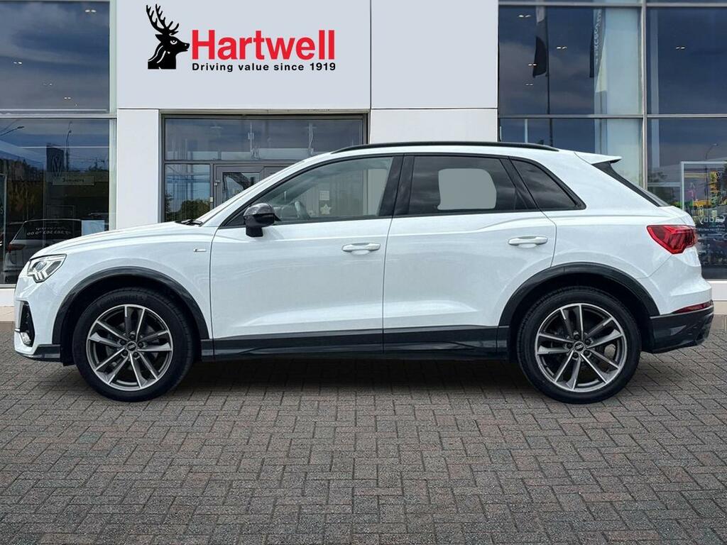 Audi Q3 1.5 Tfsi Cod 35 Black Edition Suv Manua YH21VUX White #6