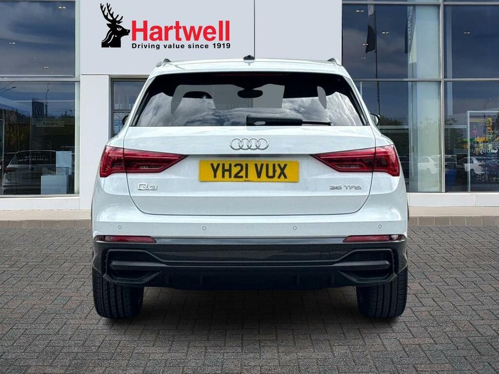 Audi Q3 1.5 Tfsi Cod 35 Black Edition Suv Manua YH21VUX White #4