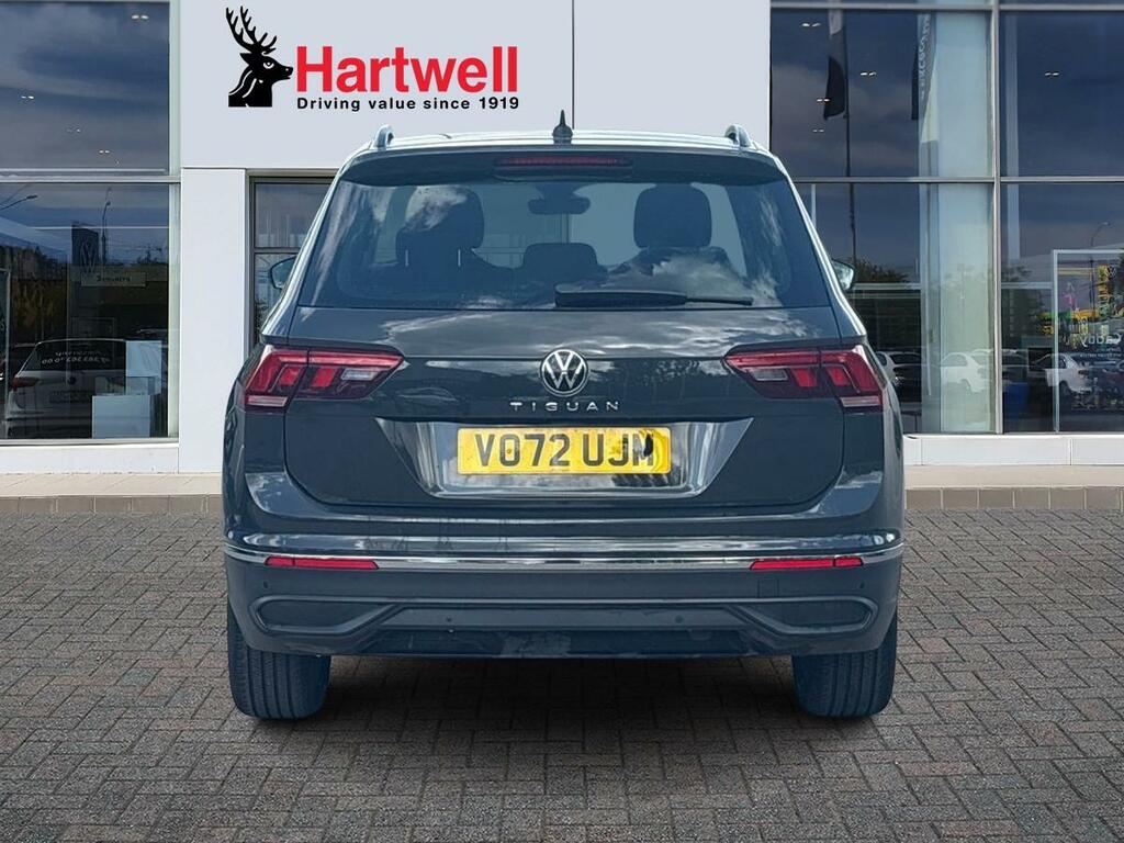 Volkswagen Tiguan 1.5 Tsi 150 Life V072UJM Grey #4