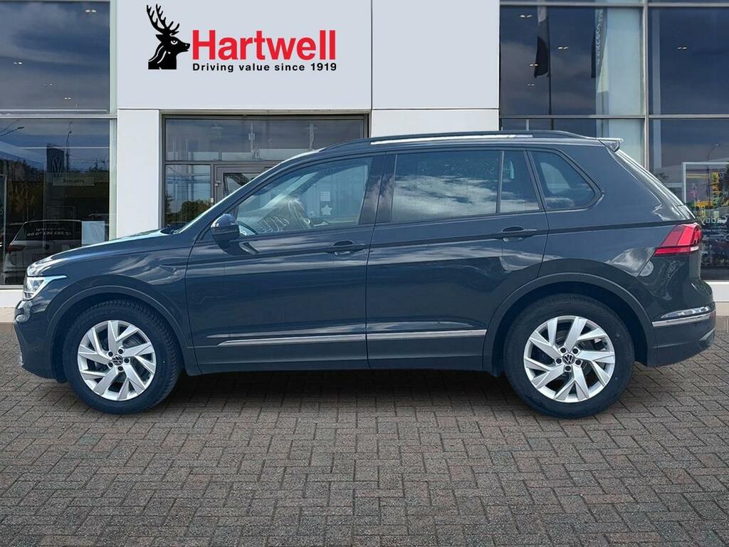 Volkswagen Tiguan 1.5 Tsi 150 Life V072UJM Grey #6