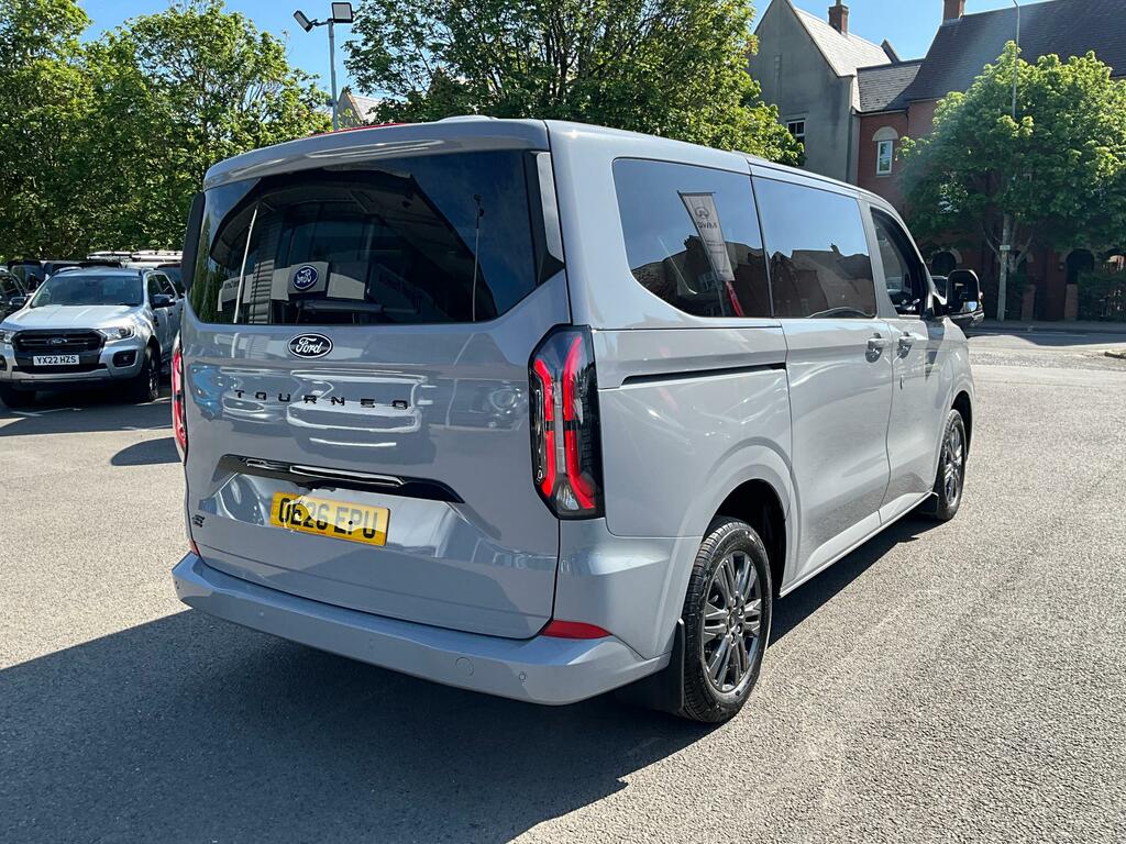 Ford Tourneo Custom 340 65Kwh Titanium Minibus Double Cab Grey #3