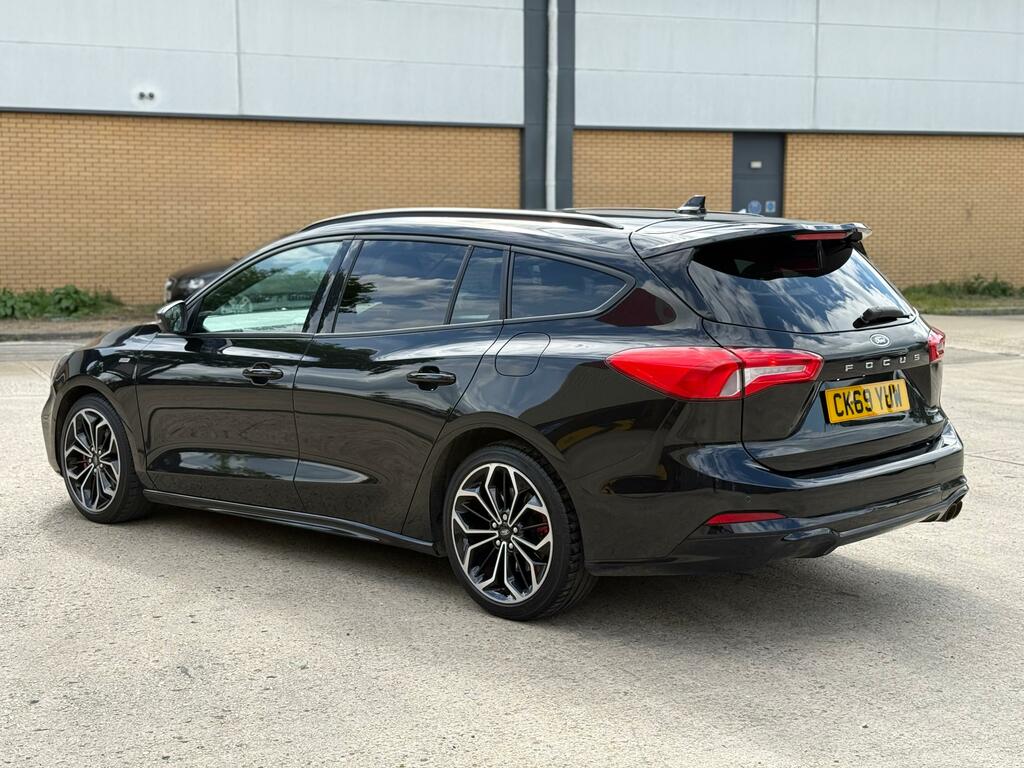 Ford Focus St-line X 1.0 Ecoboost 125Ps CK69YUW Black #2
