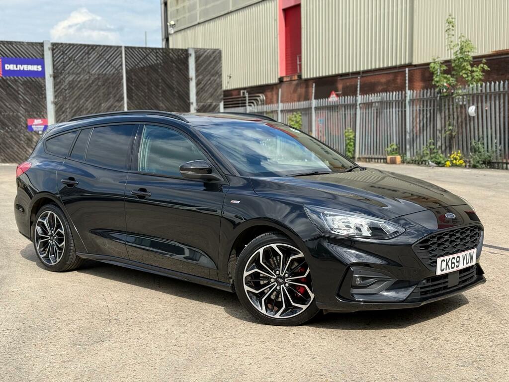 Ford Focus St-line X 1.0 Ecoboost 125Ps Black