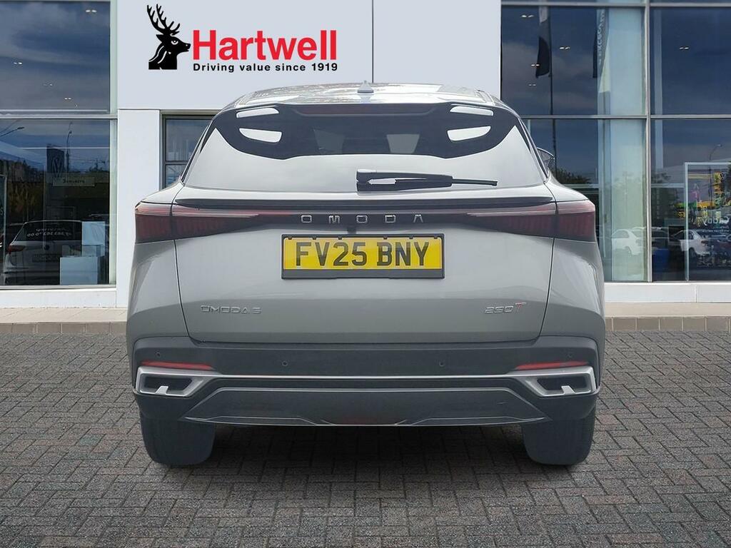Omoda 5 Hatchback Silver Noble 5 1598 Omoda 5 FV25BNY Silver #4