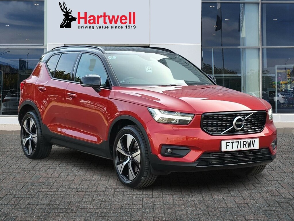 Volvo XC40 1.5H T5 Twin Engine Recharge 10.7Kwh R-design Suv Red