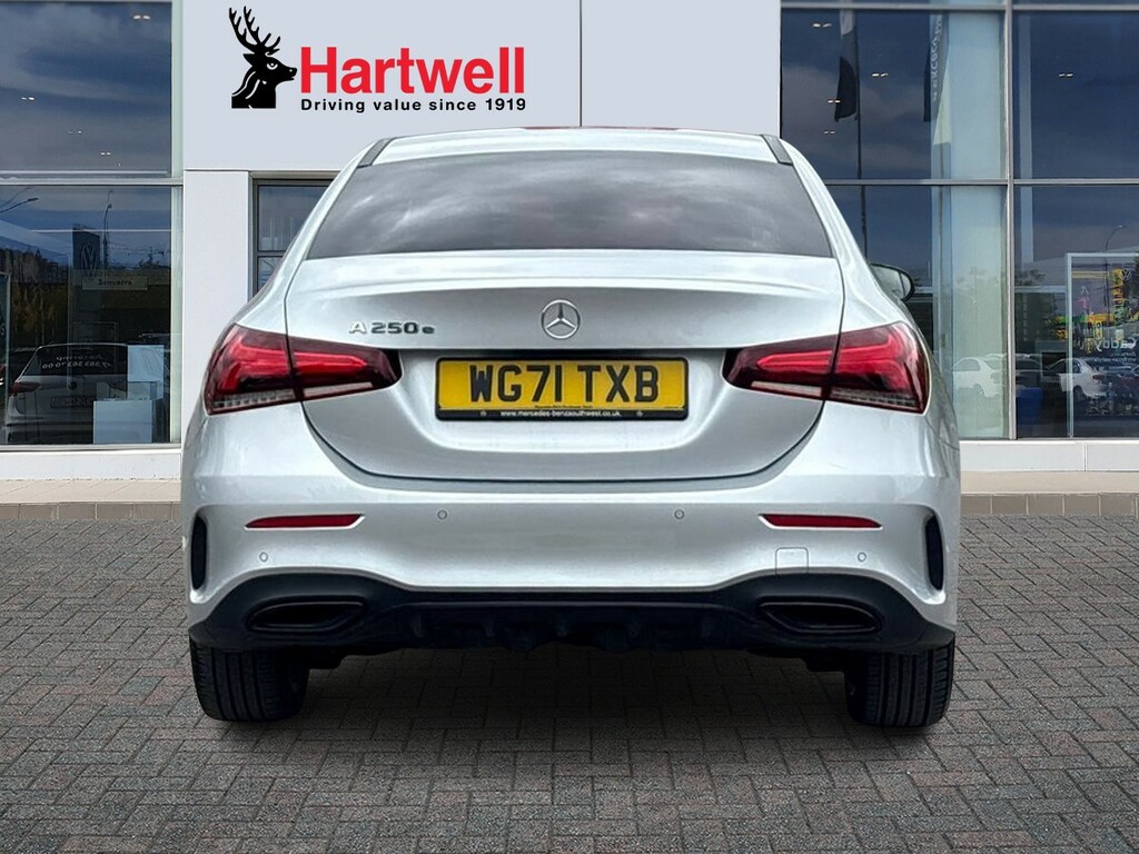 Mercedes-Benz A Class 1.3 A250e 15.6Kwh Amg Line Edition Premium Plus WG71TXB Grey #4