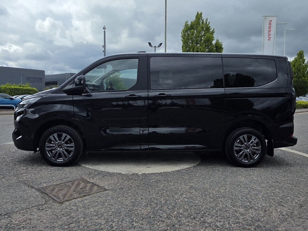 Ford Tourneo Custom 2.0 320 Ecoblue Titanium Luxe Minibus Double Cab 5 Black #5