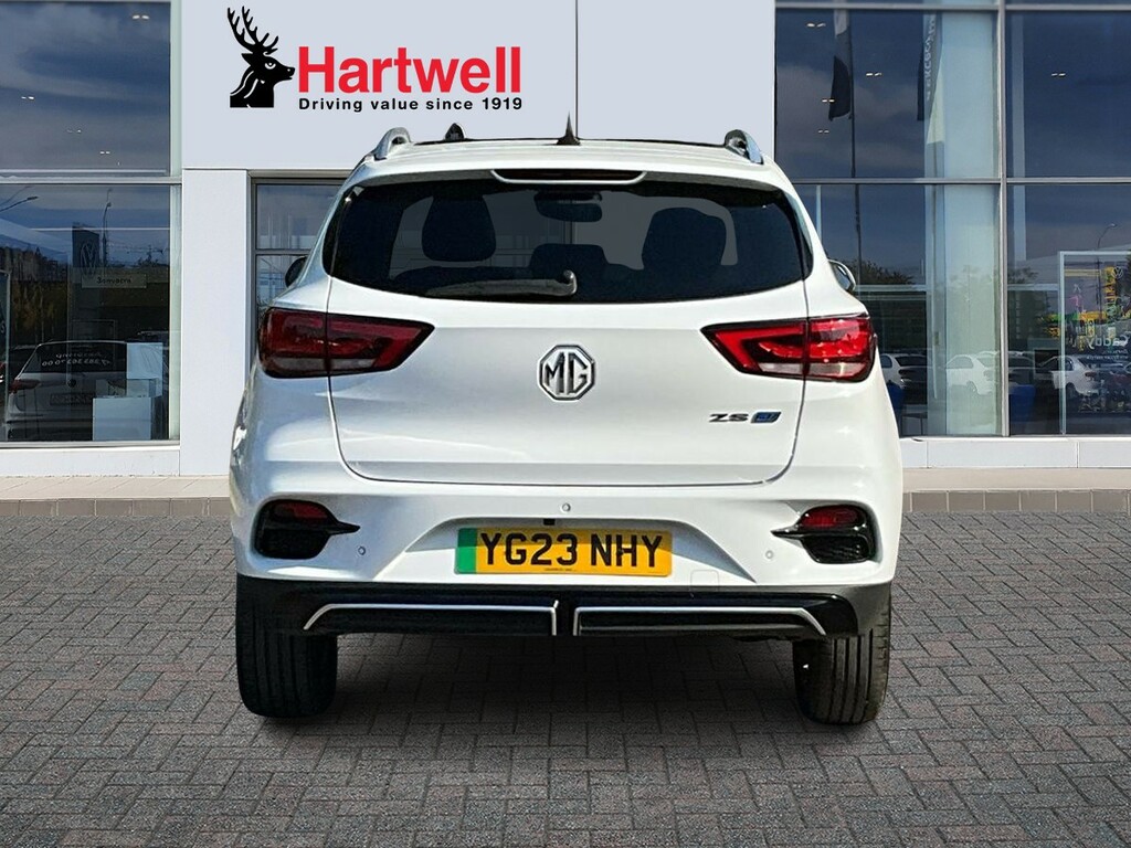 MG ZS 72.6Kwh Trophy Long Range Suv 1 YG23NHY White #4