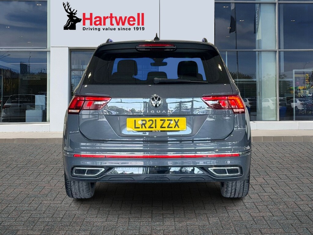 Volkswagen Tiguan 1.5 Tsi R-line Suv Dsg Euro 6 Ss 15 LR21ZZX Grey #4