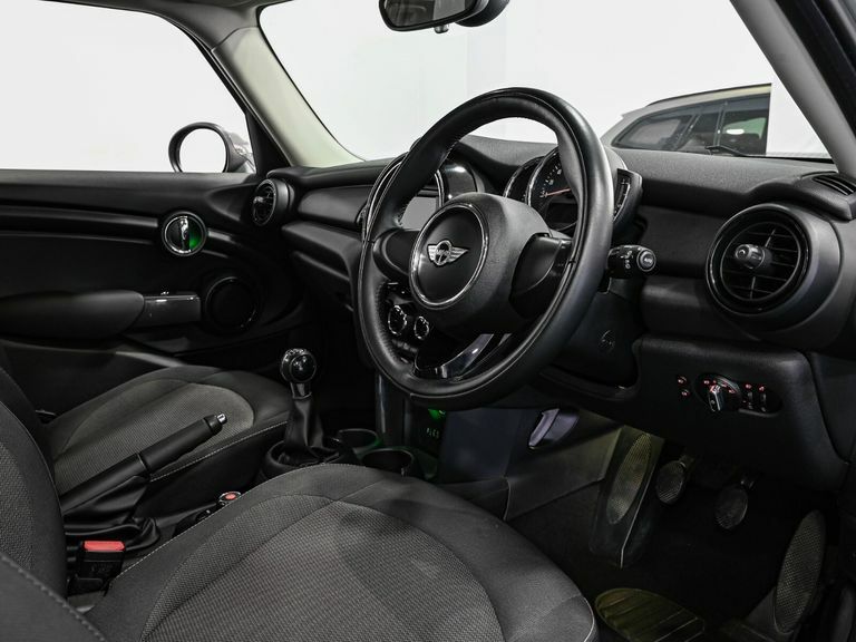 Mini Hatch 1.2 One DE18PUU Grey #2