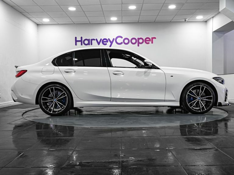 BMW 3 Series 320I Xdrive M Sport Step SB21XPG White #4