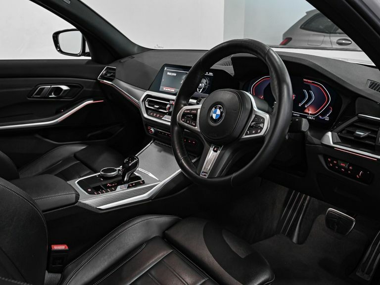BMW 3 Series 320I Xdrive M Sport Step SB21XPG White #2