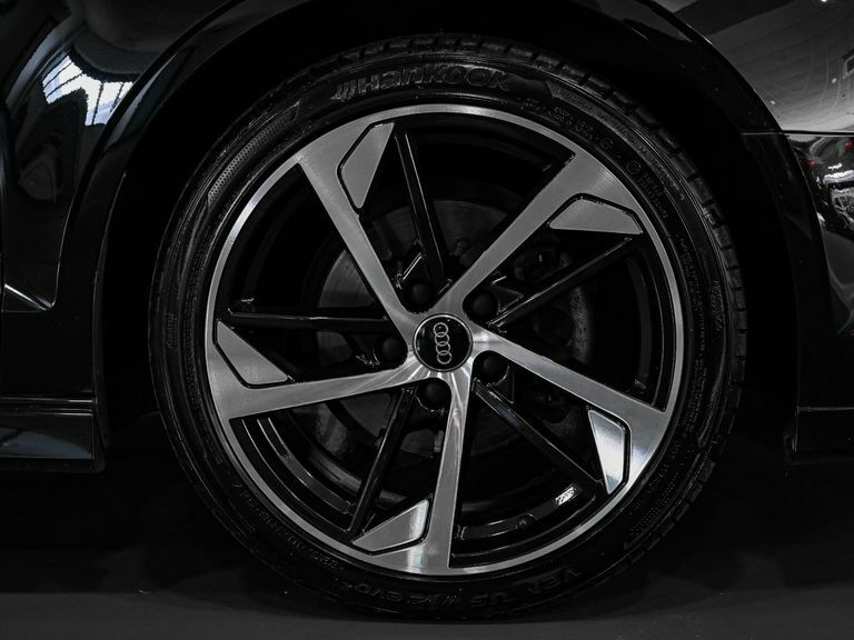 Audi A3 35 Tfsi Black Edition S Tronic GD19MXE Black #6