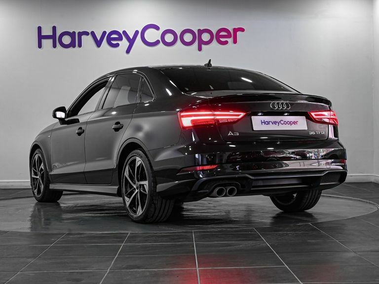 Audi A3 35 Tfsi Black Edition S Tronic GD19MXE Black #5