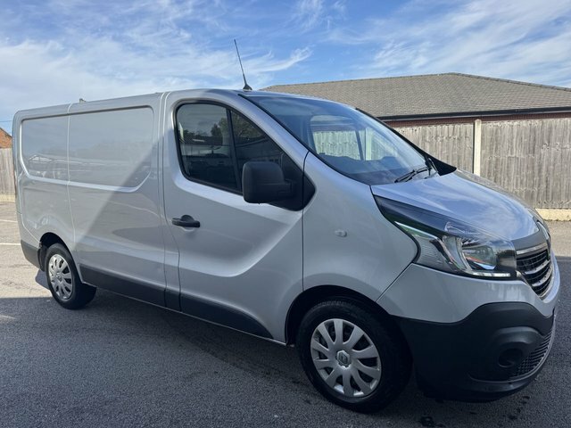 Renault Trafic 2.0 Dci Energy 28 Business Panel Van M MT71ORH Silver #2