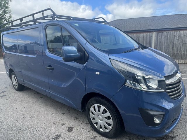 Vauxhall Vivaro 1.6 Cdti 2900 Sportive Panel Van DY17ZUC Blue #2