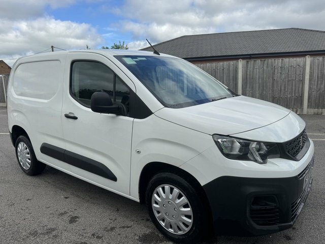 Peugeot Partner 1.5 Bluehdi 1000 Professional Standard Panel Van 5 NV70RSX White #2